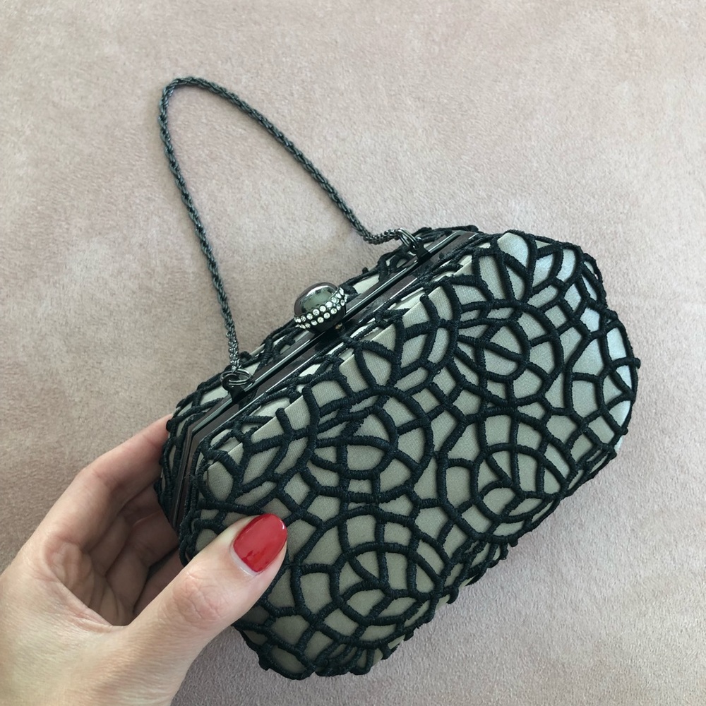 Small clutch